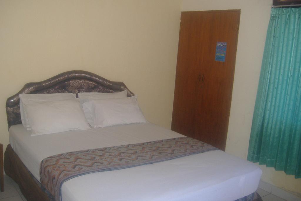 Mustika Inn Kuta  Phòng bức ảnh