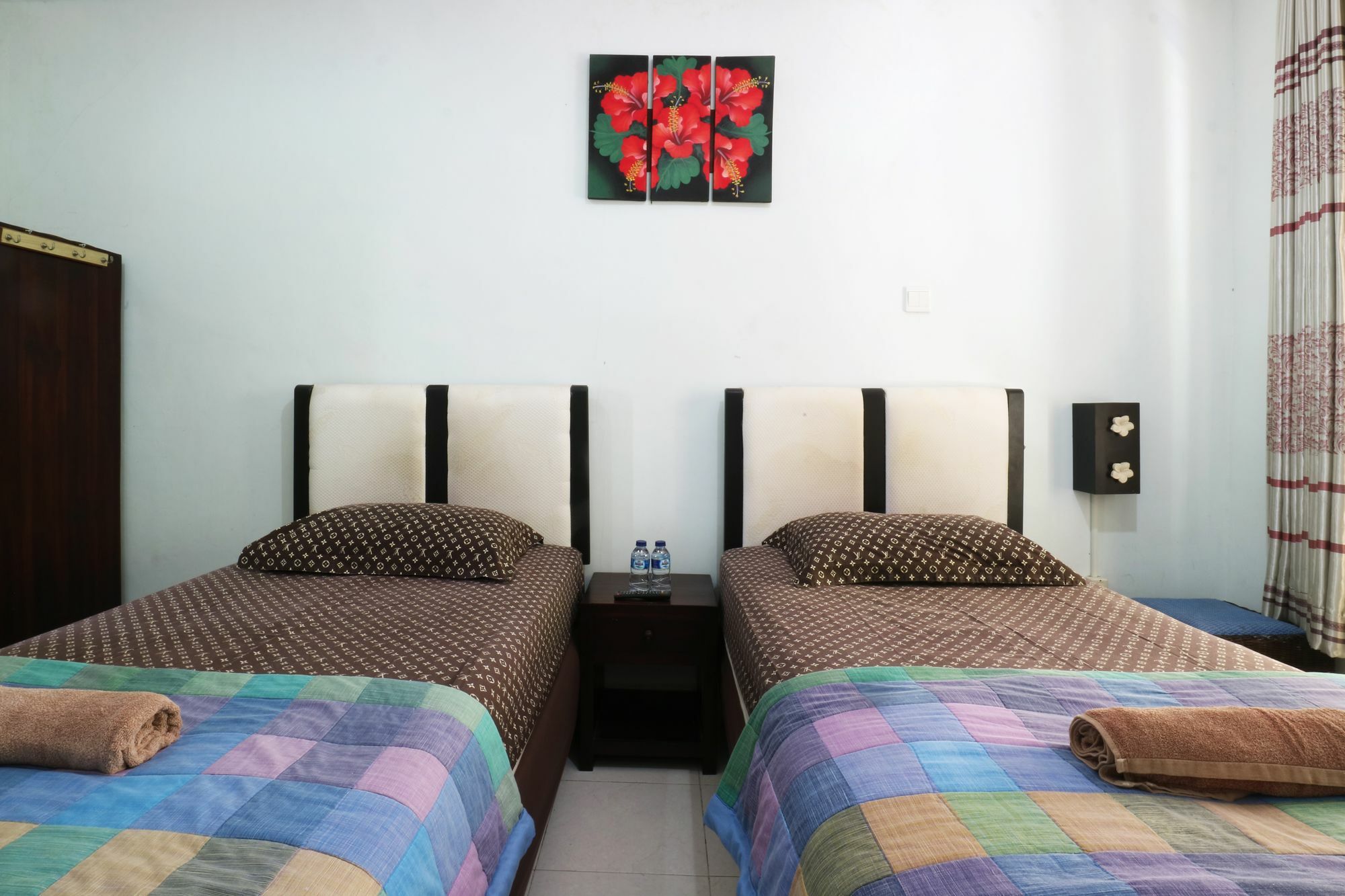 Mustika Inn Kuta  Ngoại thất bức ảnh